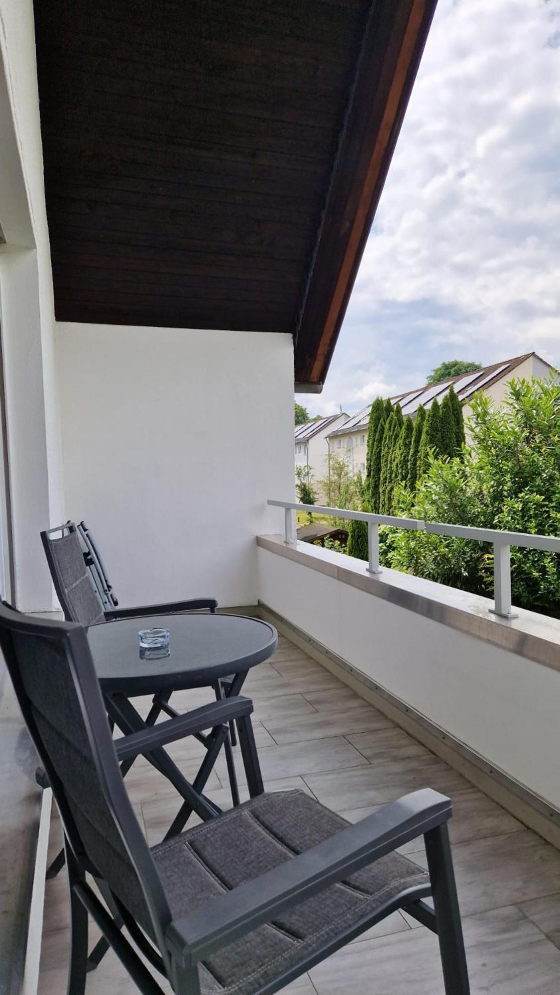 Fewo Tannenweg Iserlohn, Zentral - Parken - Kueche - Netflix - Prime ภายนอก รูปภาพ